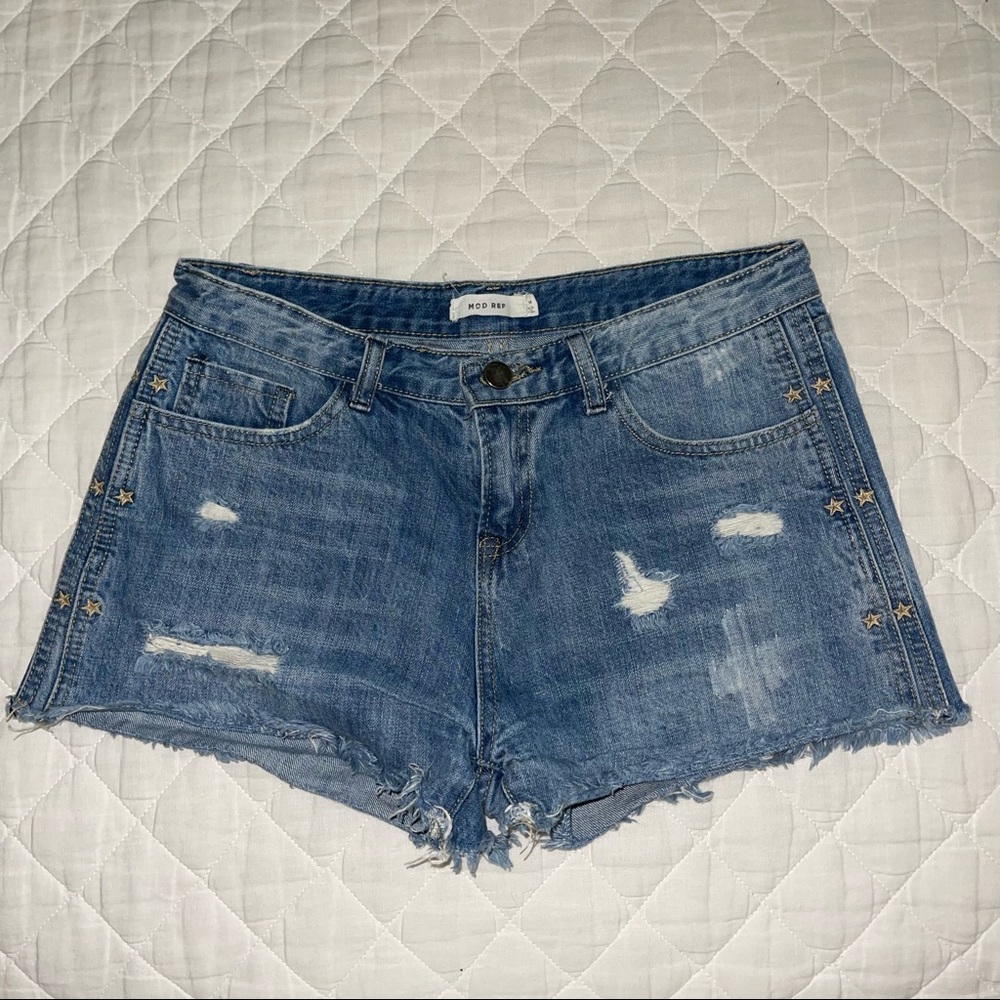 Star Detail Jean Shorts